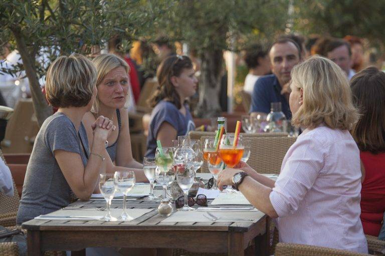 Heidelberg Handschuhsheim Biergarten Olive