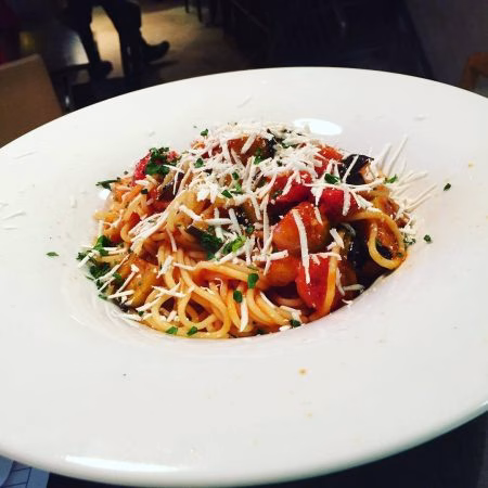 Pasta auf dem Salerno Mittagstisch