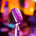 Karaoke Heidelberg - das Bild zeigt ein Microphone auf einer Karaoke Bühne