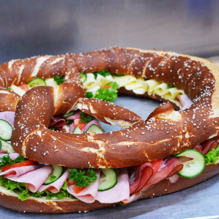 Belegte Brezel im Café Frisch Heidelberg