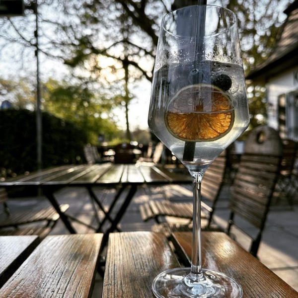 Natürlich gibt es allerhand Drinks im Biergarten zur Erfrischung