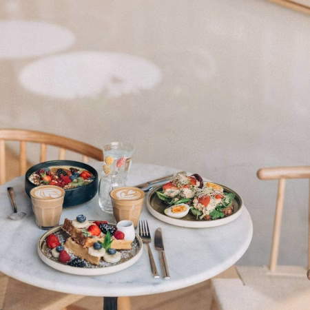 Brunch Date Café nomad