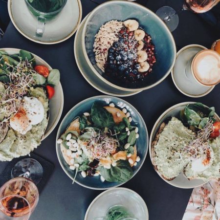 Frühstück und Brunch mit Bowls und Pancakes im Deer Heidelberg