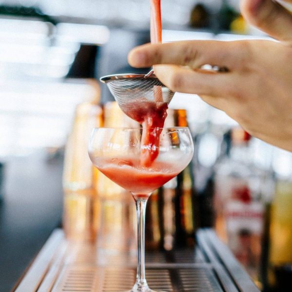 Im Schilling werden auch Cocktailkurse angeboten (Foto: Schilling Instagram)