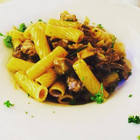 Pasta al ragù Salernos