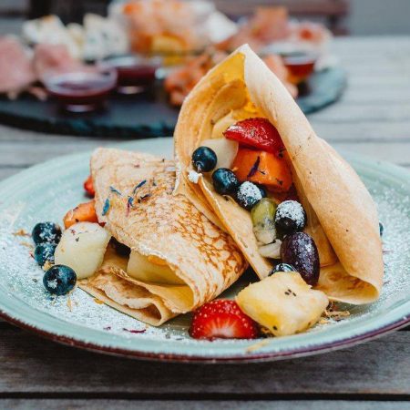Pfannkuchen zum Frühstück im Schwarzen Wal