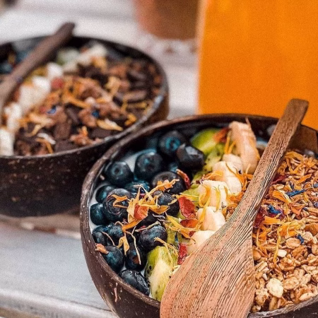 Yoghurt Bowls auch für vegan Brunch im meiks