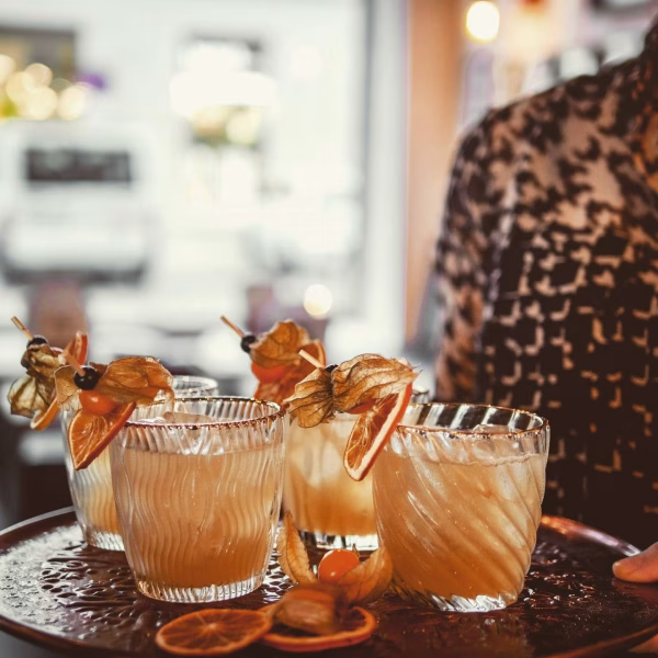 in der Regie Heidelberg gibt es die größte Cocktailkarte der Metropolregion mit über 111 Cocktails