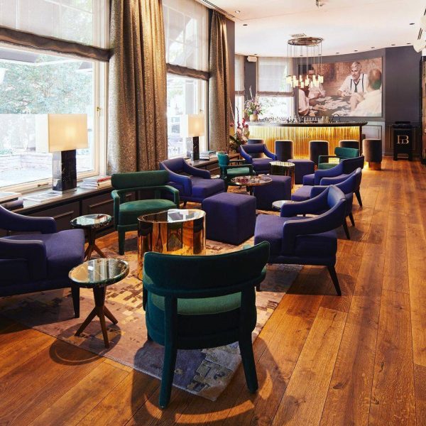 luxuriöses Ambiente im Inneren von Pino's Bar Heidelberg