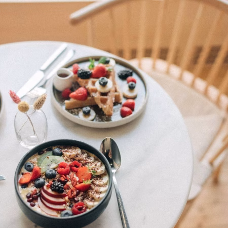 nomad Weststadt Smoothiebowl Brunch