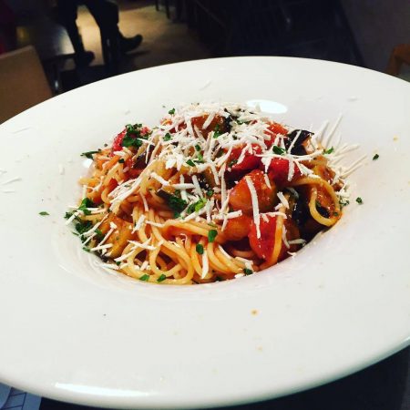 Pasta auf dem Salerno Mittagstisch